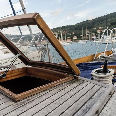 B&B Vela D'Epoca Parvati By Portido Porto Venere Luaran gambar