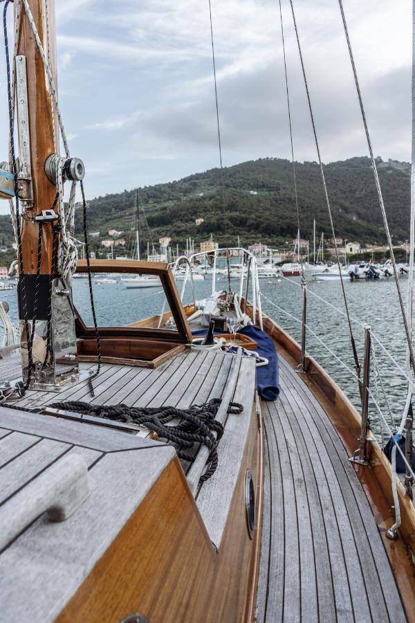 B&B Vela D'Epoca Parvati By Portido Porto Venere Luaran gambar